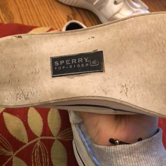 White Cloth Sperry - Picture 3 of 4
